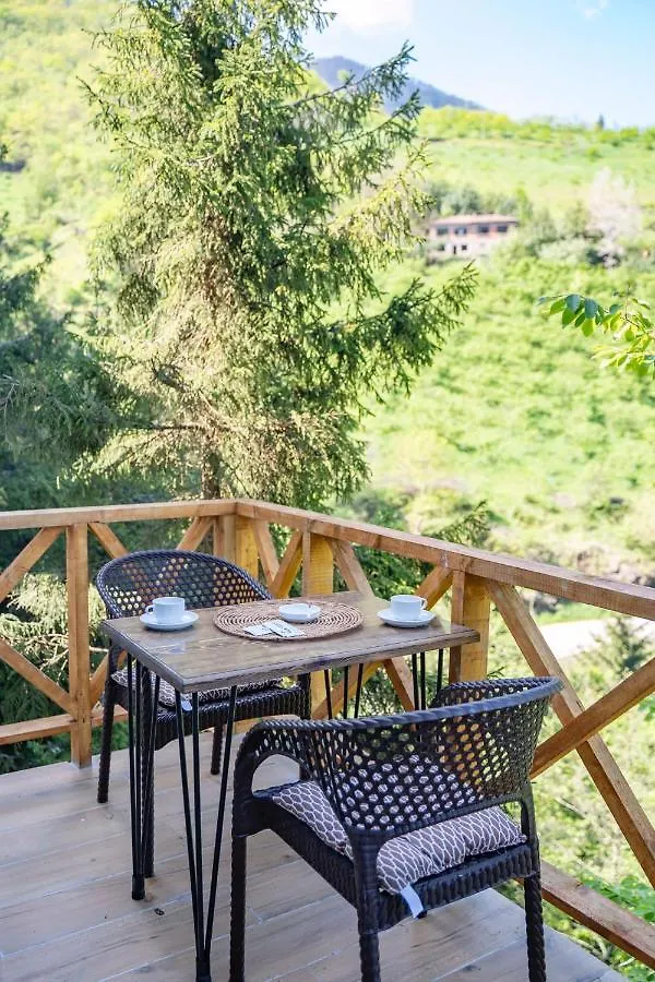 Montana Suite Bungalows ترابزون بيت للعطل