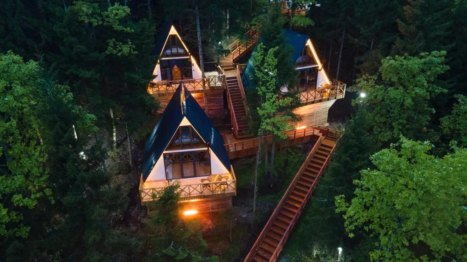 Montana Suite Bungalows ترابزون بيت للعطل